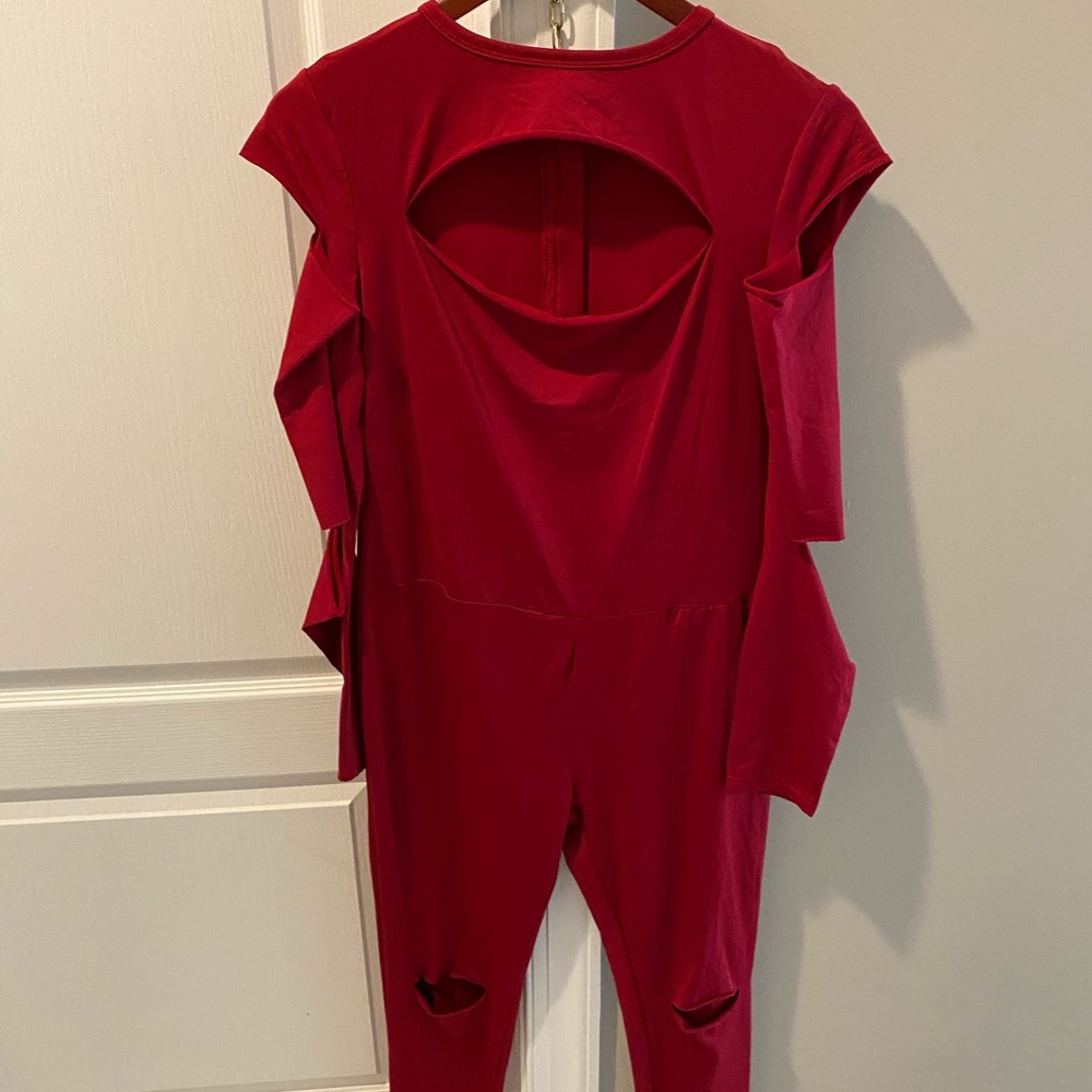 😍Cut Out Jumpsuit 😍
